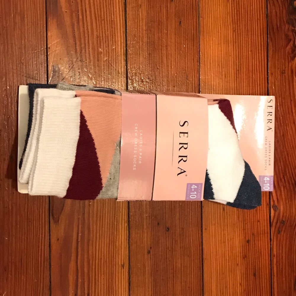 Serra Ladies 3 Pair Crew Dress Socks